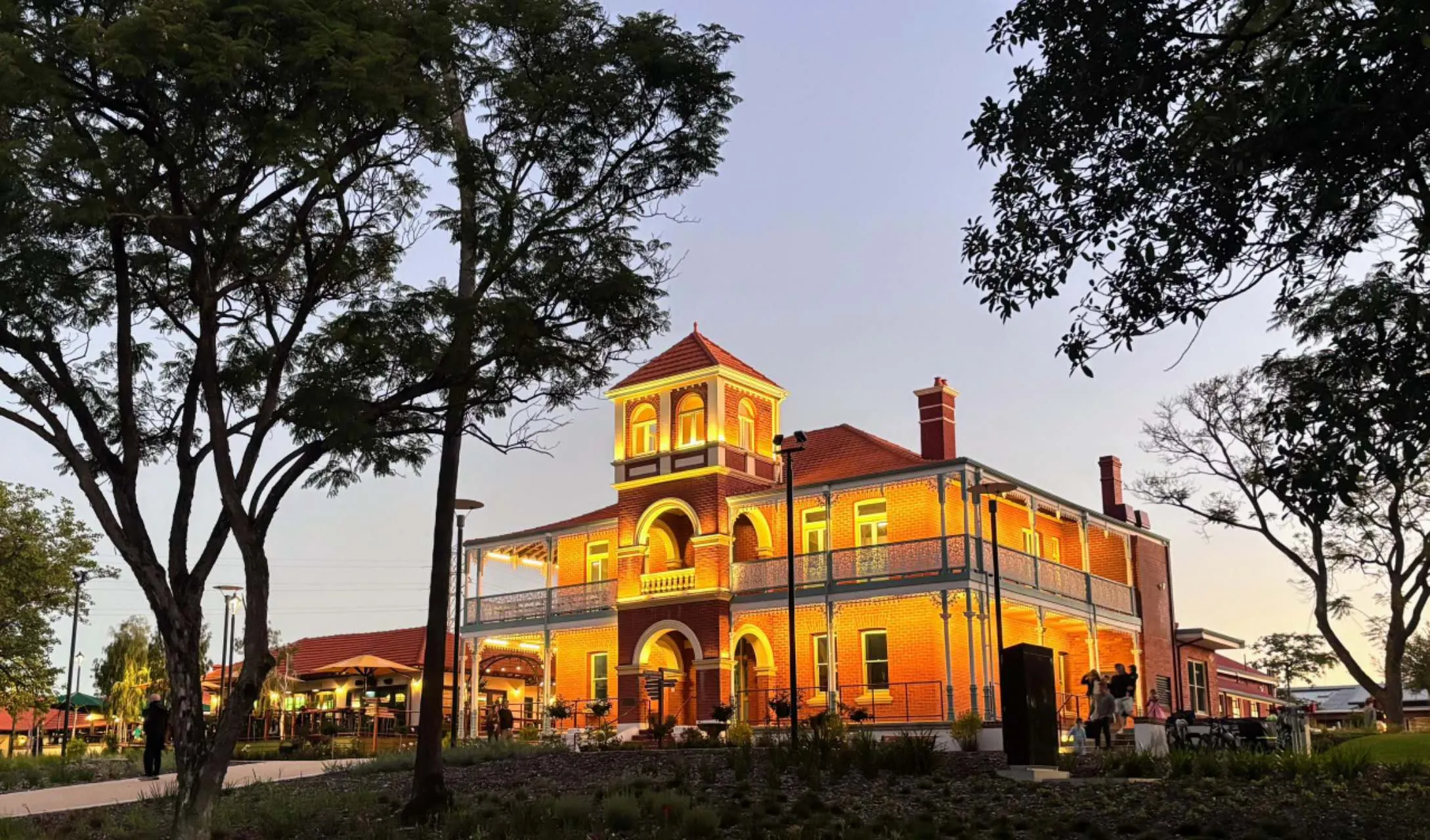 Transforming Outdoor Art Installations with Precision LED Spotlight Lighting